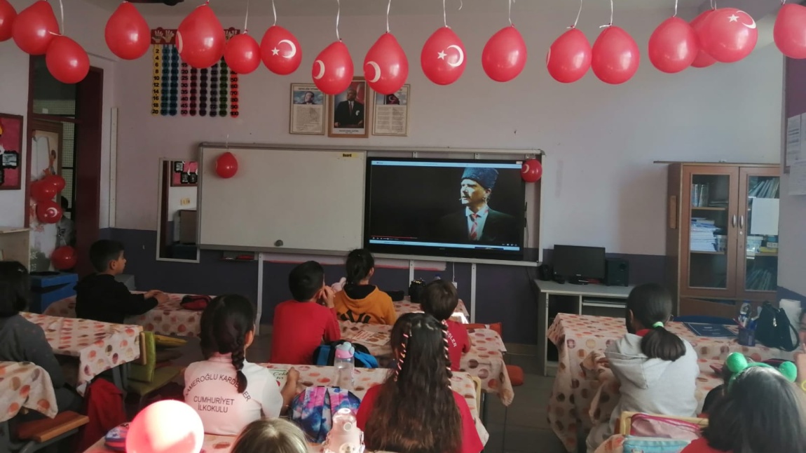 “Dersimiz Cumhuriyete Doğru”  filmini izledik.