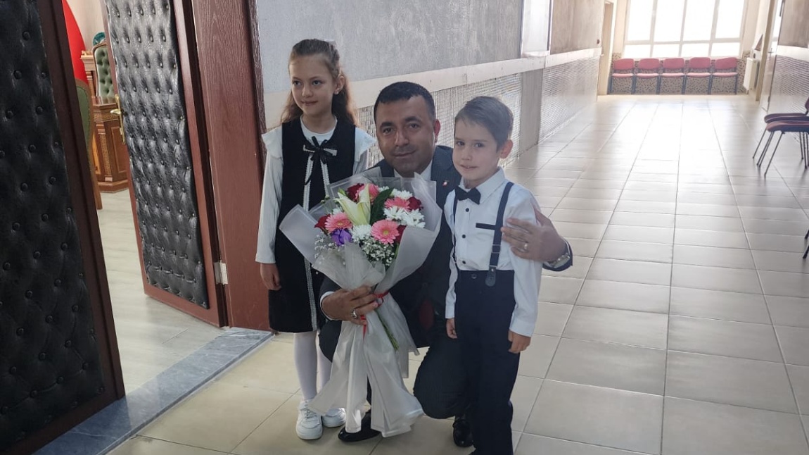 23 NİSAN ULUSAL EGEMENLİK VE ÇOCUK BAYRAMINI COŞKUYLA KUTLADIK